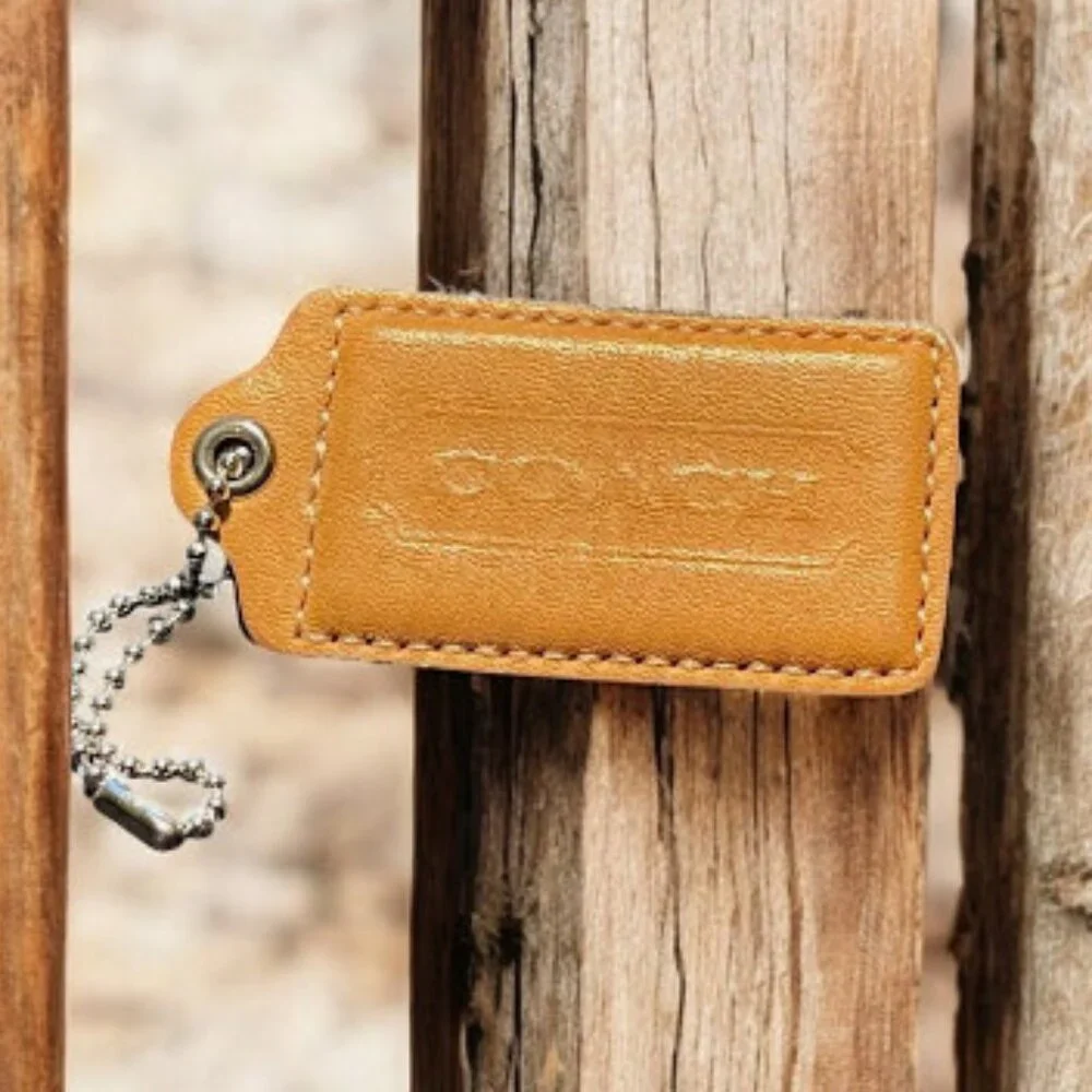 Coach Xtra Large Glove Tanned Soft Leather Key Fob in Light Saddle Tan